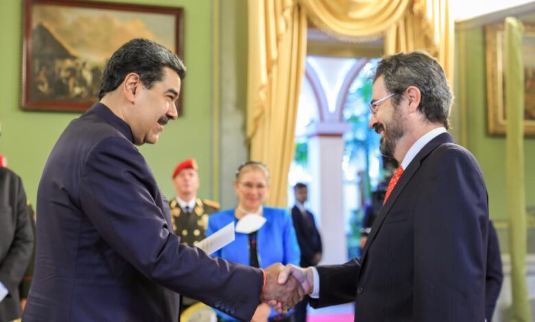Presidente Maduro recibió las cartas credenciales del Embajador del Reino de España
