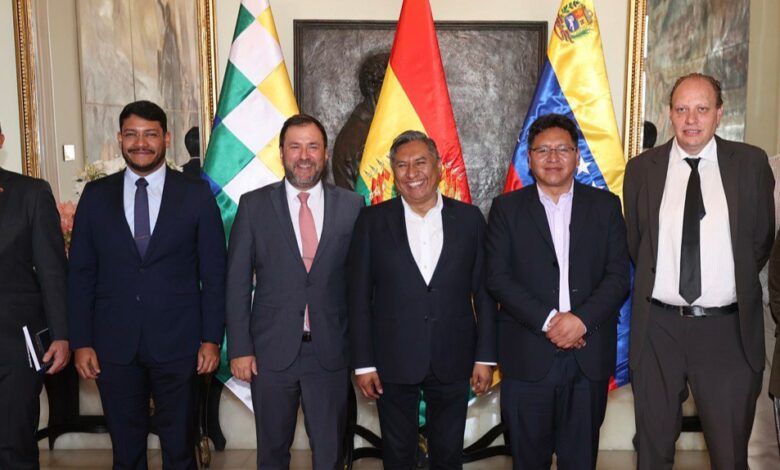 Diplomáticos de Venezuela y Bolivia se reunieron en La Paz para afianzar agenda de trabajo conjunta