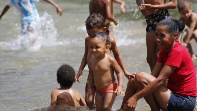 Temporadistas disfrutan de ríos de Capaya en carnavales Miranda 2023