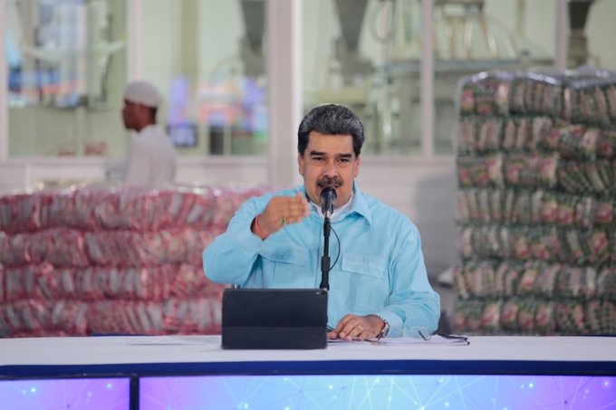 Presidente Maduro expresa orgullo por la clase obrera y los CPTT