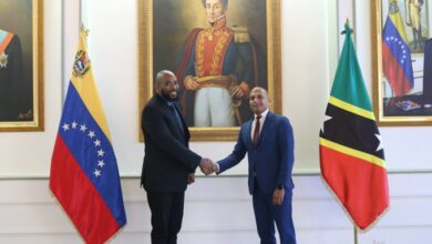 Nuevo Embajador designado de San Cristóbal y Nieves arriba a Venezuela