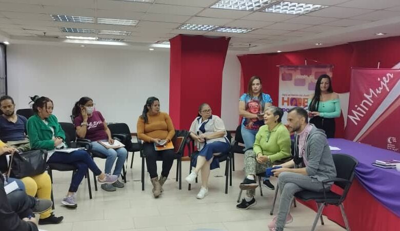 Servidores de FGMHP participaron en el conversatorio “El ABC del Feminismo”