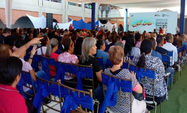 Vicepresidenta Rodríguez insta avanzar con la pedagogía productiva