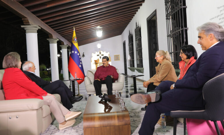 Presidente Maduro sostuvo reunión de trabajo con el expresidente de Colombia Ernesto Samper