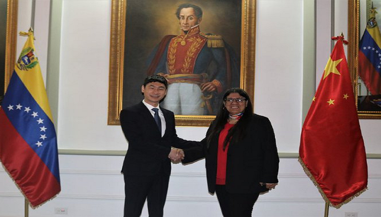 Arriba a Caracas nuevo embajador designado de China Lan Hu