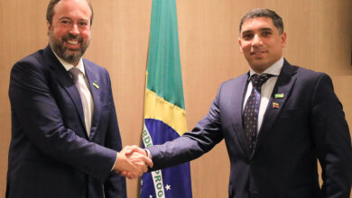 Venezuela y Brasil proponen retomar la cooperación energética y petrolera