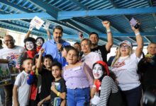 Maduro activa Plan especial para sustituir ranchos por viviendas en La Vega