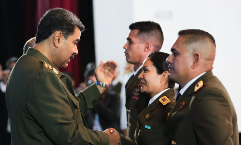 Comandante Maduro: 12. 670 hombres y mujeres de la FANB ascendieron de cargo este 2023