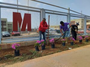 Ejecutan labores de mantenimiento en las instalaciones del Metro de Maracaibo