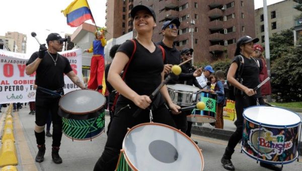 Colombianos marcharon en respaldo a las reformas del presidente Gustavo Petro