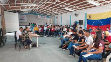 Poder Popular y Movimientos Sociales debatieron sobre la democracia en la Comuna El Panal