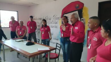 Parlamentarios y comuneros de las parroquias marabinas sostienen encuentro en el Metro de Maracaibo