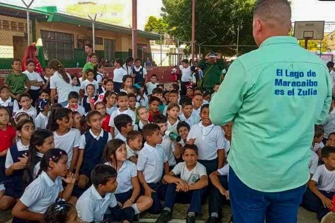 Ruta del Lago promueve en la escuela la conservación del estuario zuliano