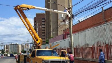 Despliegue de alumbrado público de Corpoelec instala 230 luminarias en la avenida Dr. Portillo de Maracaibo
