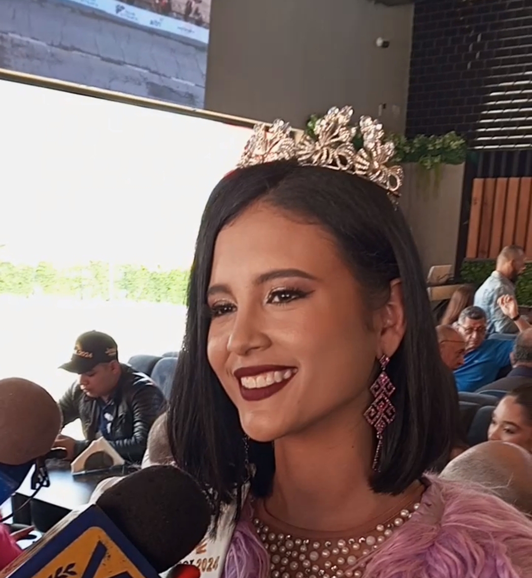 Periodistas coronaron a su reina en la Feria del Sol 2024 Yvke Mundial De La Mano Con El Pueblo