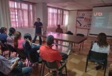 Dictan taller de narrativa y redes a comunicadores populares en Maracaibo