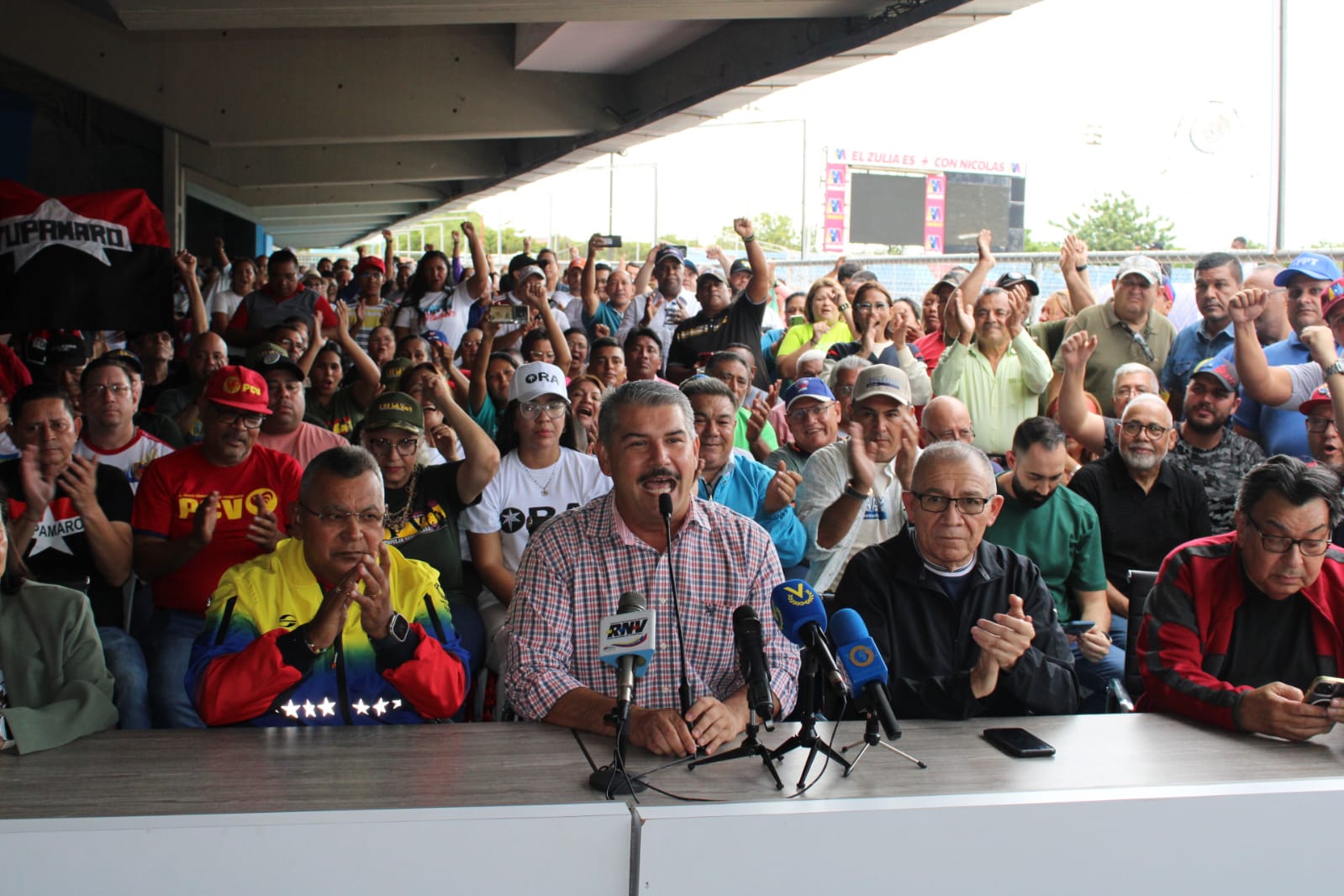 Desde el Zulia apoyamos la paz y la estabilidad nacional afirma Luis Caldera