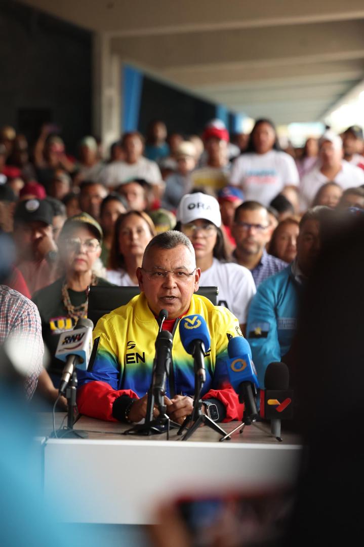 Desde el Zulia apoyamos la paz y la estabilidad nacional afirma Luis Caldera