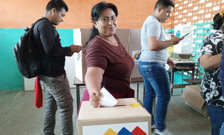 En el Zulia 430 circuitos comunales participan en la segunda Consulta Popular Nacional