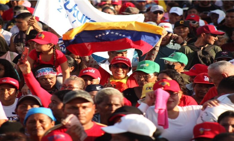 Zulia: Por la Paz marchó el pueblo en apoyo a la victoria del presidente de la República Nicolás Maduro