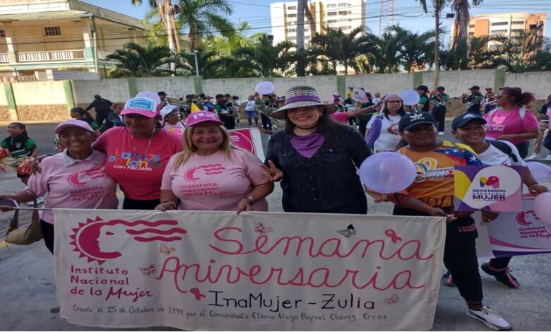 El Instituto Nacional de la Mujer celebró en Maracaibo sus 25 años con una caminata