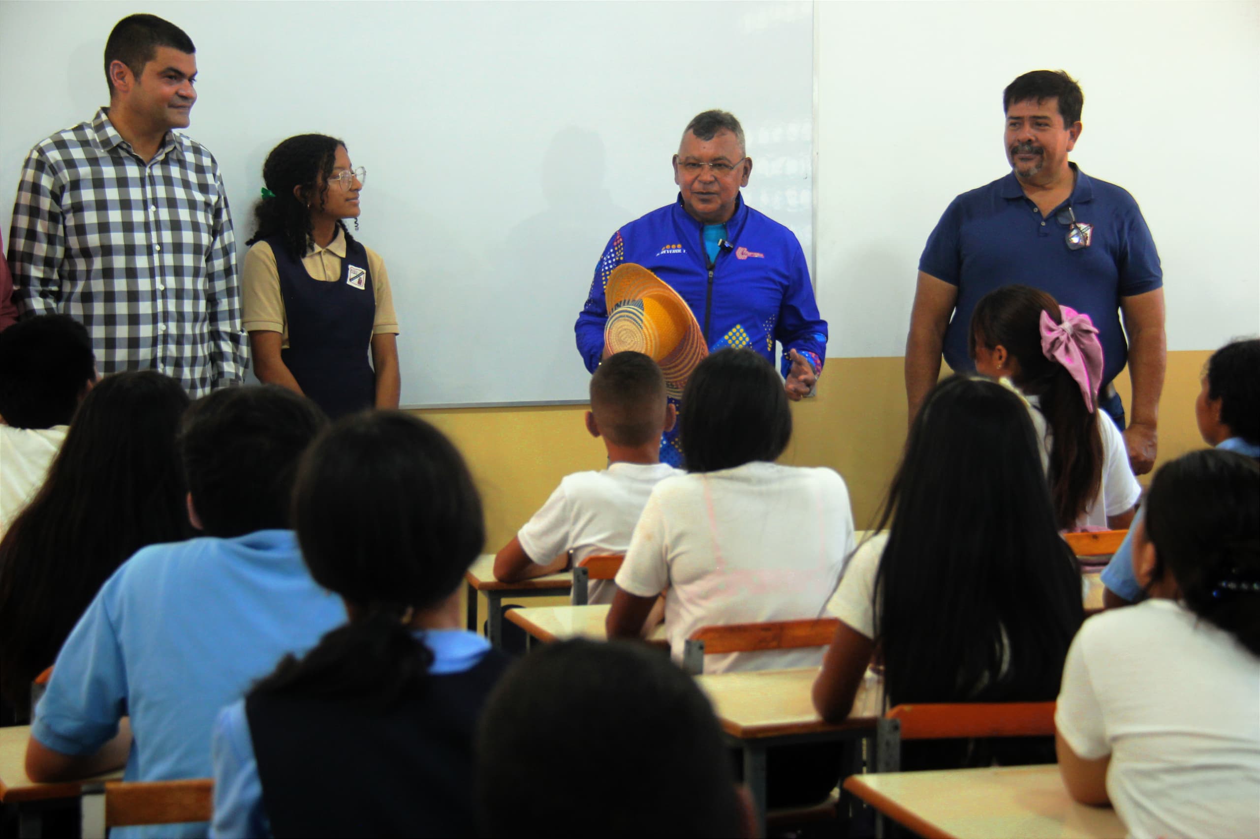 Plan de Recuperación de los Planteles rehabilitó la Unidad Educativa Evelia de Pimentel en Maracaibo