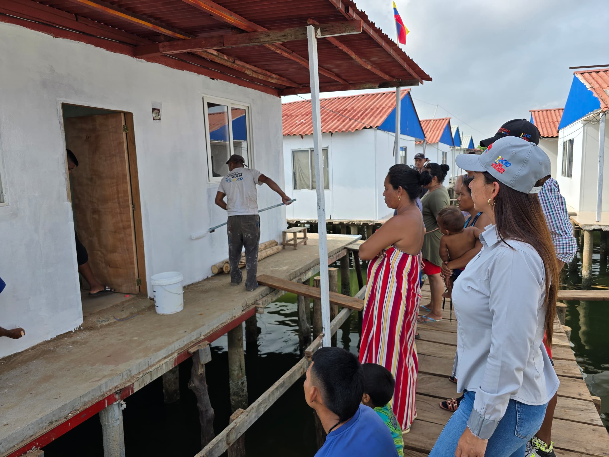 Gobierno Bolivariano realiza trabajos de restauración en viviendas y puente de Santa Rosa de Agua