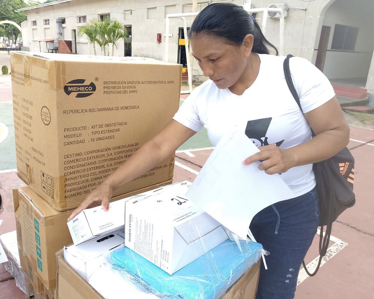 Zulia: Entregan dotación de medicamentos e insumos médicos en la Sierra de Perijá