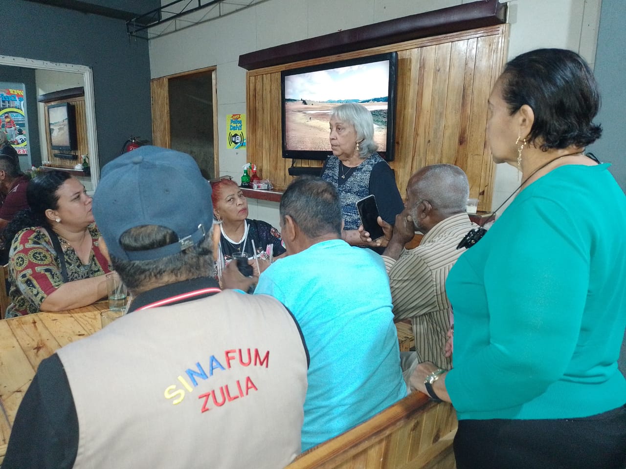 Educadores destacan reivindicaciones en un conversatorio en Maracaibo