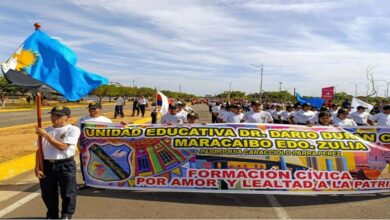 Con desfile la Juventud soberana celebra su día en Maracaibo