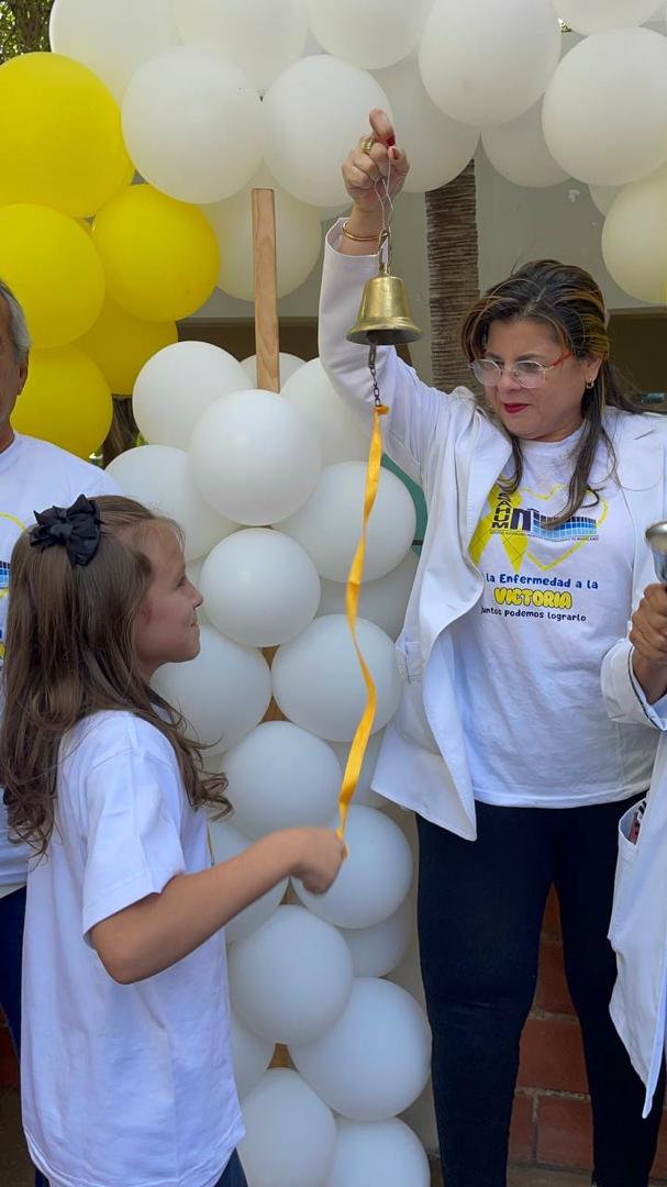 SAHUM celebra con "Toque de Campana" la victoria de 4 pequeños pacientes contra el cáncer