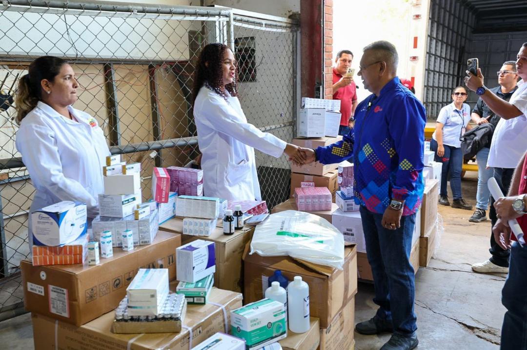 Zulia: Gobierno Bolivariano entrega más de 2 millones de medicamentos e insumos a hospitales y CDI