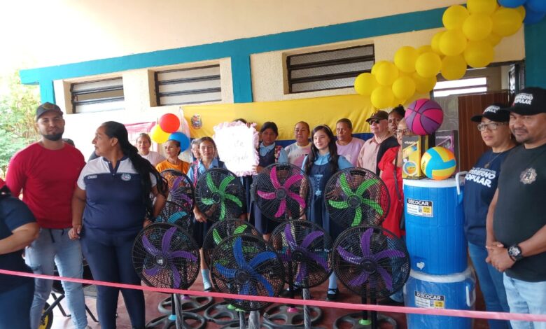 Zulia: Comuna Socialista Cacique Nigale rehabilitó Sala Sanitaria de la U.E.N. José Cenobio Urribarrí