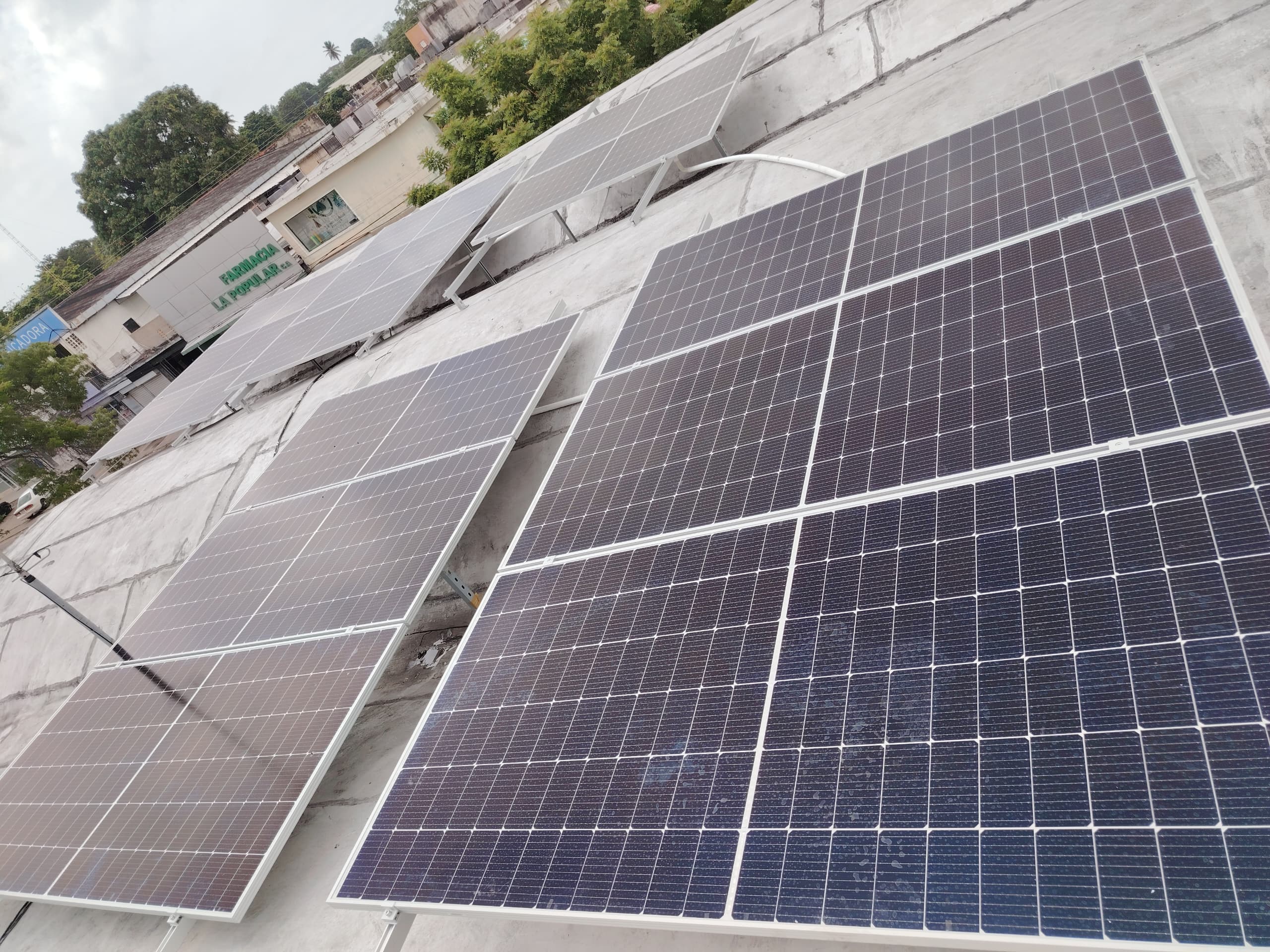 Zulia: La Villa del Rosario de Perijá se ilumina con energía solar