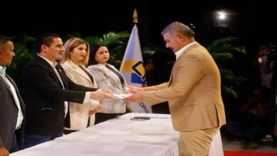Proclamado Luis Caldera como Gobernador del estado Zulia