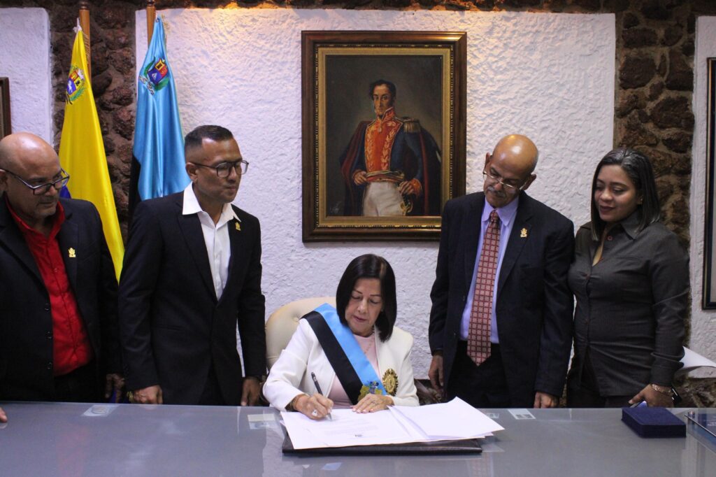 Juramentación de la nueva directiva del CLEZ inicia la nueva etapa de transformación del Zulia