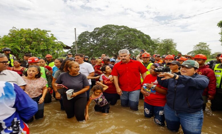 Zulia: Gobierno Bolivariano activa plan de atención en 16 comunidades de Sur del Lago afectadas por las lluvias
