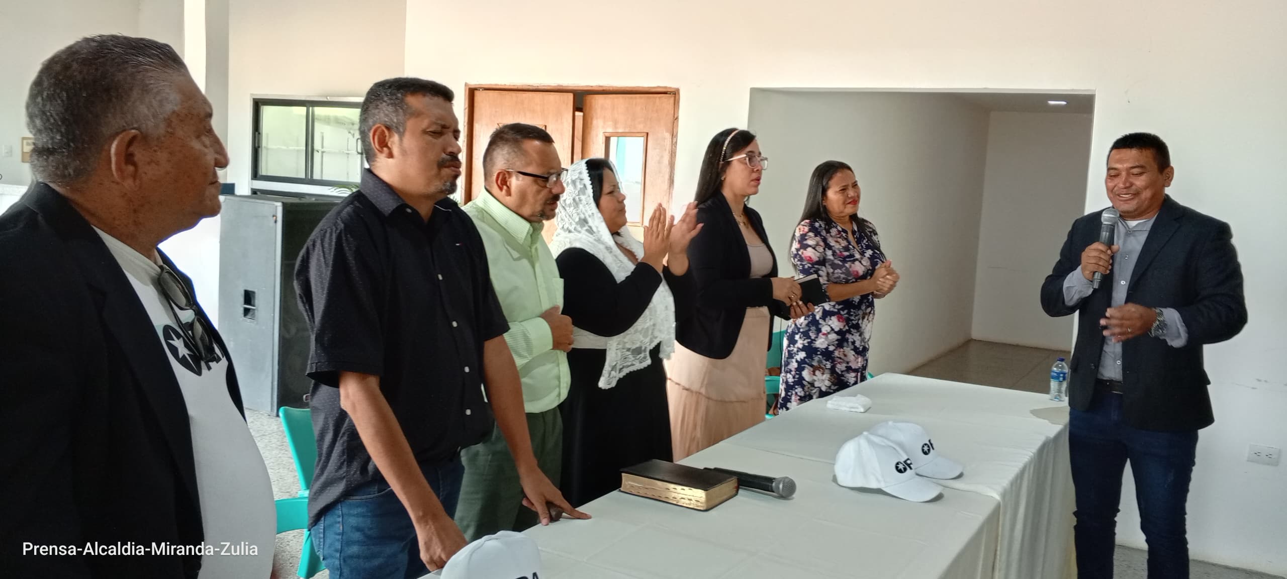 Zulia: Iglesias Cristianas Evangélicas manifiestan apoyo a Luselia García a la Alcaldía de Miranda  y oran por la paz mundial