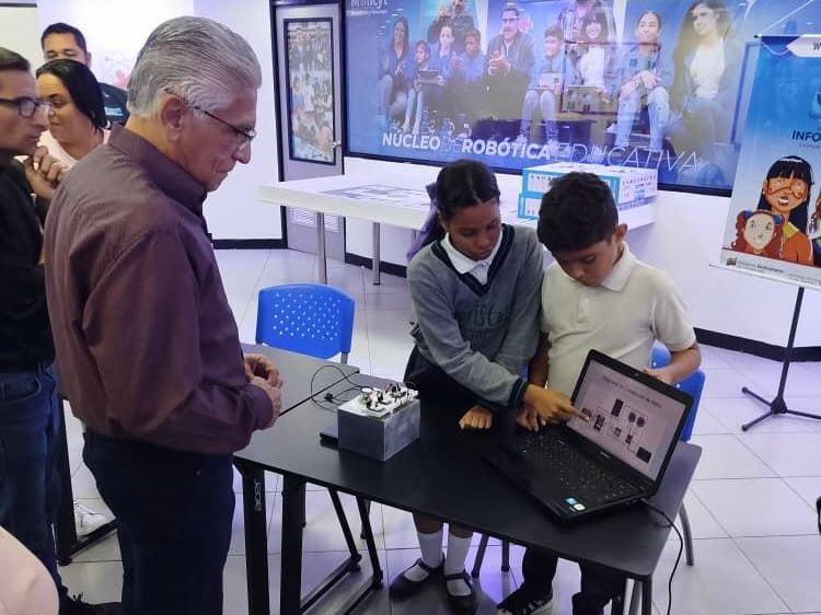 Gobierno del Zulia y Mincyt impulsan acciones conjuntas para fortalecer la robótica y la ciencia en la región