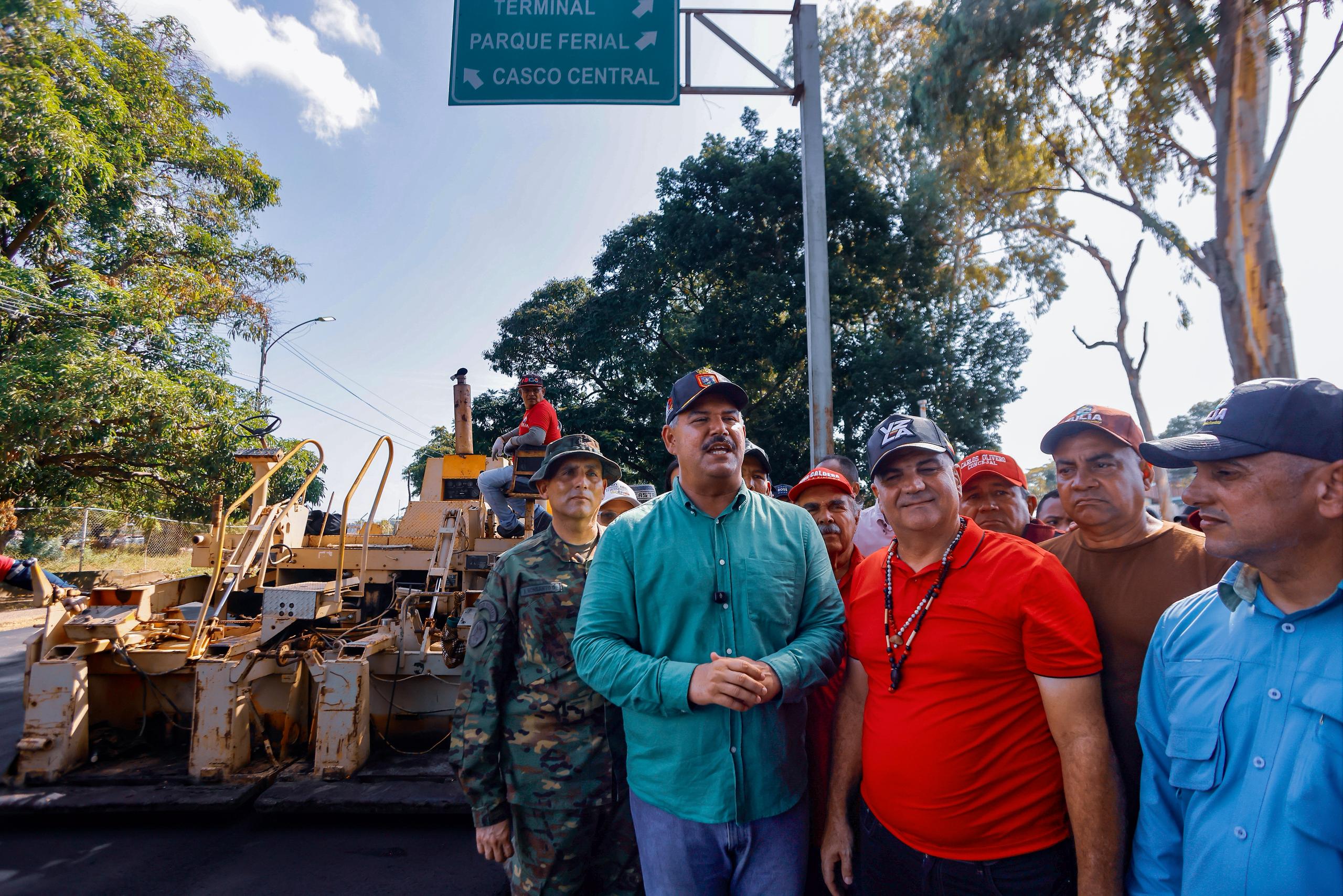 Plan Regional de Asfaltado se ejecuta en Machiques con la colocación de 17.500 toneladas de pavimento