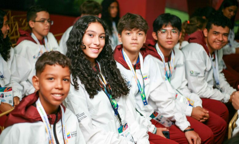 fue abanderada este miércoles la delegación carabobeña que participará en los XIX Juegos Deportivos Nacionales Estudiantiles, a celebrarse en los estados Lara, Yaracuy y Falcón hasta el 17 de agosto.