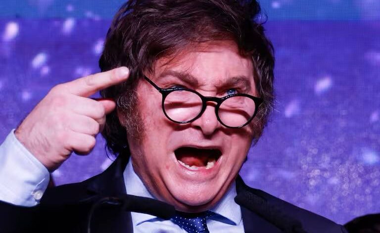 Presidente Javier Miliei imputado por amenazar a periodista