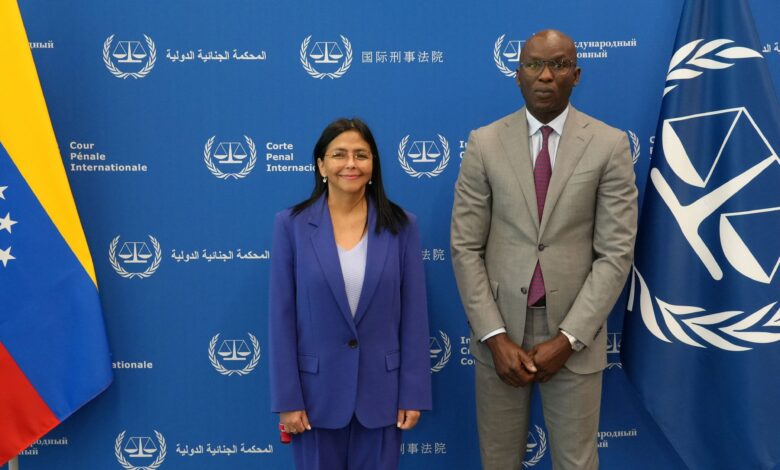 Vicepresidenta Delcy Rodríguez se reúne con fiscal adjunto de la CPI