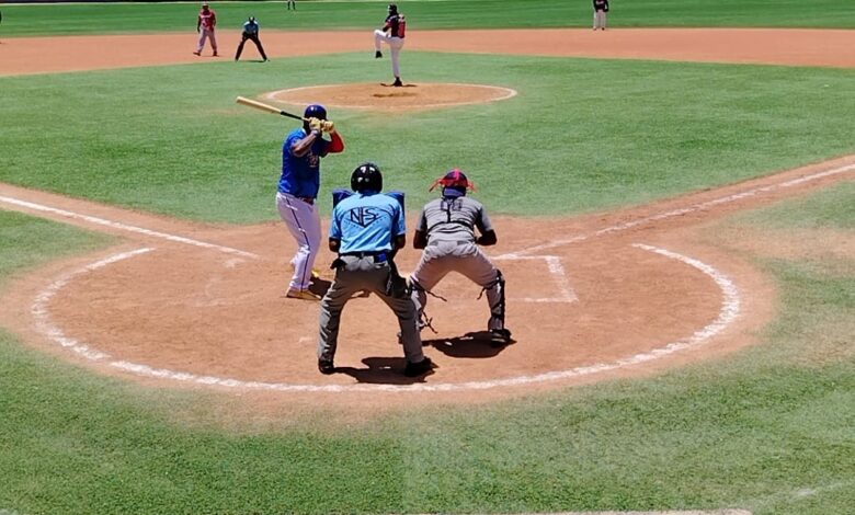 El béisbol unió a Brión y La Sabana en un vibrante encuentro amistoso y de homenaje a grandes figuras