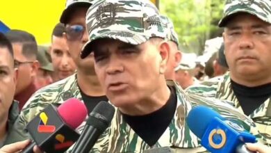 Padrino López supervisa alistamiento militar en defensa de la soberanía