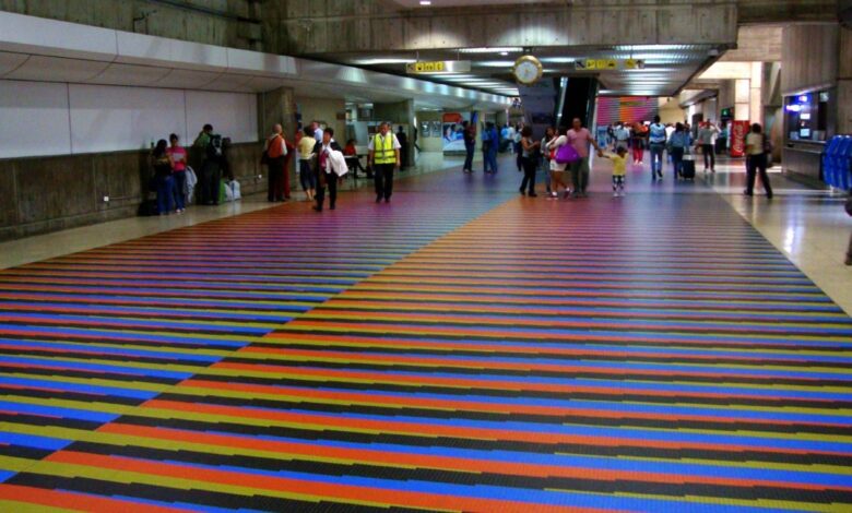 Avanza transformación del Aeropuerto Simón Bolívar de Maiquetía para mejorar servicios a pasajeros