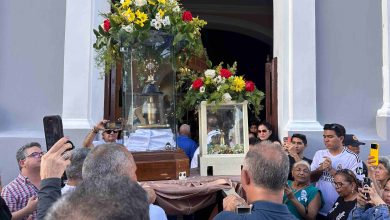 Cientos de feligreses acompañaron peregrinación de reliquias de San Gregorio Hernández y Santa Carmen Rendiles.