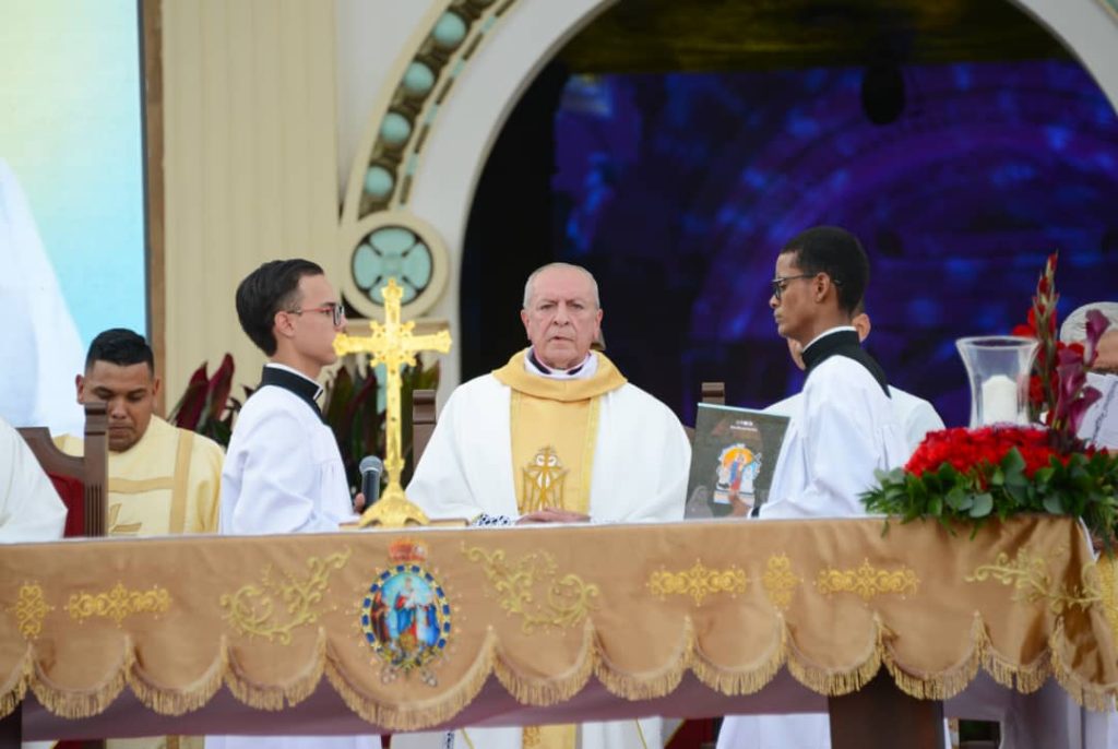 Más de 60 mil feligreses recibieron, a la Virgen de Chiquinquirá