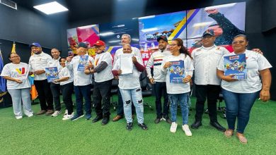 330 Familias reciben sus títulos de tierra urbana en el Zulia