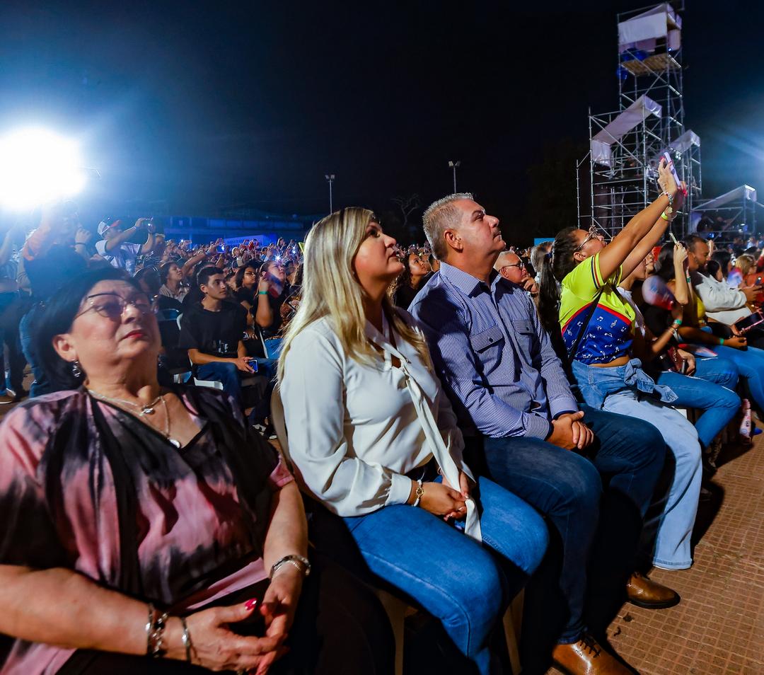 Gobernador Luis Caldera invita a seguir celebrando la Feria de La Chinita